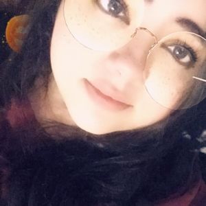 Meet your Posher, Ainsley